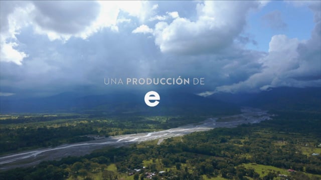 Mesa para Trece