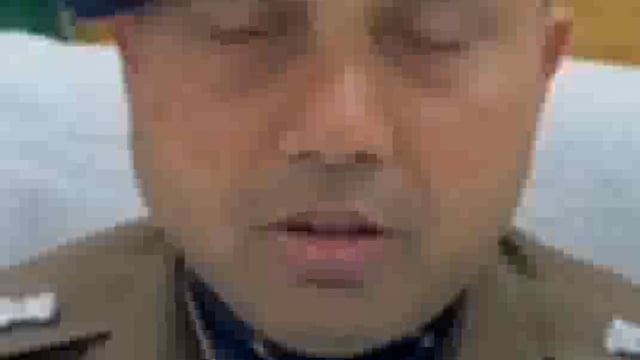 पुलिस के साथ मारपीट के मामले में एक बदमाश को मुठभेड़ के बाद गिरफ्तार किया