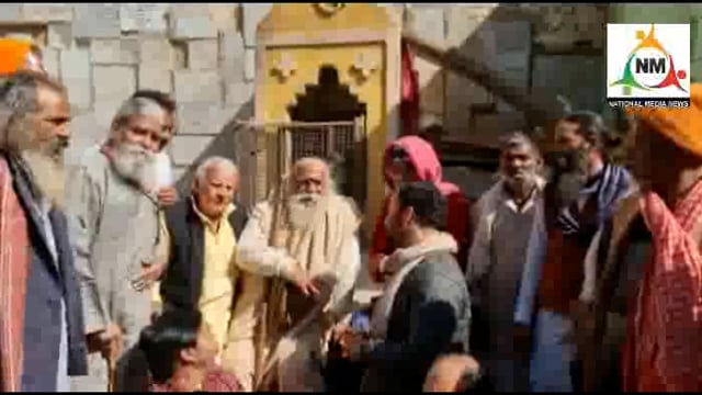 ब्रजवासियों ने महंत फूलडोल दास जी से कोरिडोर विरोध के 24 वें दिन मांगा सहयोग। 