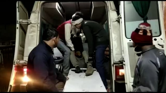 बंबिया-दतरोली रोड में दो बाइकें आपस में भिड़ी,एक बाइक का सवार हुआ घायल