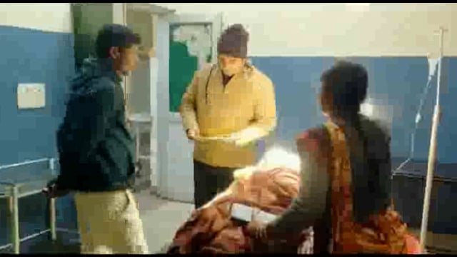 नरी मोड़ के पास में बाइक सवार महिला हुई सड़क हादसे का शिकार,अस्पताल में भर्ती