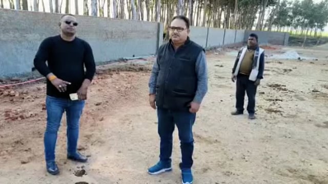 वीडियो खुनियांव ने भीलौरी भीलौरा में निर्माणाधीन गौशाला का किया निरीक्षण ।