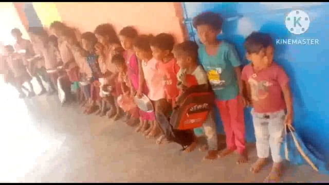 फुल्लीडुमर प्रखंड के आंगनबाड़ी सेविका की लापरवाही से समय पर नहीं खुलता है चोरी आंगनबाड़ी केंद्र, ग्रामीणों में रोष