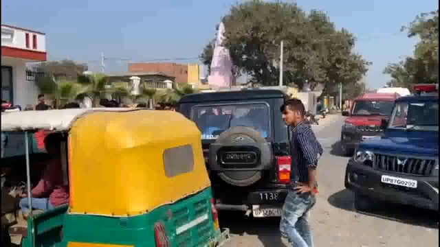 अमांपुर-सहावर मार्ग गांव बनुपुरा के समीप कार और टेम्पो की जबरजस्त भिड़ंत में,8 लोग हुई गंभीर घायल,