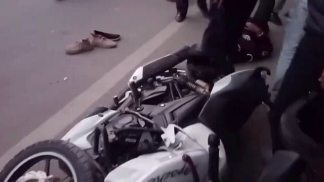 भातकोल बाजार के निकट जानवर से टकराई बाइक दो युवक गंभीर रूप से घायल