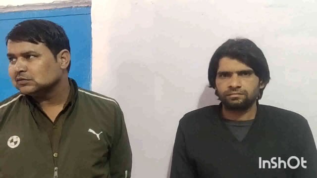 कोसीकला पुलिस ने एक अभियुक्त को चेकिंग के दौरान कामर रोड से अवैध तमंचा सहित किया गिरफ्तार और पकड़ कर भेजा जेल