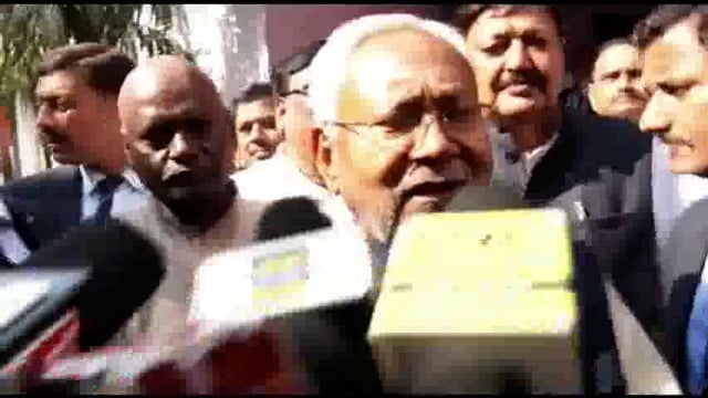 मुख्यमंत्री ने 'समाधान यात्रा' के क्रम में भागलपुर जिले की समीक्षात्मक बैठक की@#