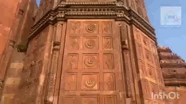 ब्रजवासियों ने बांके बिहारी जी मंदिर को प्रस्तावित कोरिडोर विरोध में 32 वें दिन मदनमोहन जी मंदिर पर पहुंचकर की नारेबाजी।