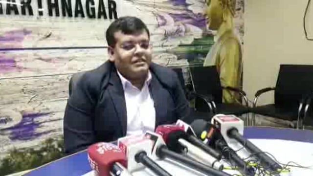 डीएम ने जिले में पॉलिथीन का प्रयोग रोकने की दी हिदायत