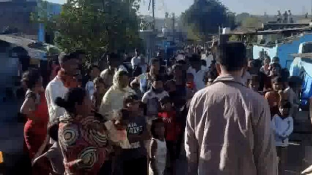 गावठी दारू अड्डयावर फ्रेजरपुरा पोलिसांच्या धाडी