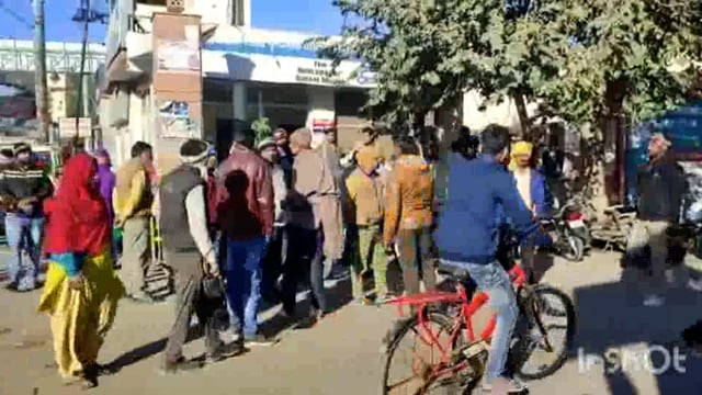 वृंदावन में युवक की मारी गोली हुई मौत पुलिस लगी मामले की जांच