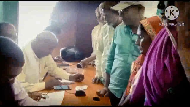फुल्लीडुमर प्रखंड कृषि कार्यालय में आधार सीडिंग से वंचित पीएम किसान सम्मान निधि के 50 किसानों का खुला खाता