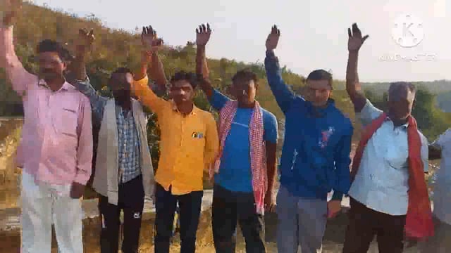 फुल्लीडुमर बांध से माता थान नहर तक सिंचाई नहर मरम्मती  कार्य घटिया करने को लेकर ग्रामीणों ने प्रदर्शन कर जांच की मांग की