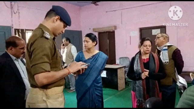 जिलाधिकारी व पुलिस अधीक्षक कासगंज ने प्रारंभ होने वाली आगामी यूपी बोर्ड परीक्षाओं को नकल विहीन कराने के कसी कमर।