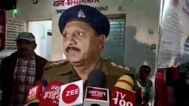 पुलिस अधीक्षक के निर्देश पर चला चेकिंग अभियान बिना डिजिटल नo प्लेट के चल रहे वाहन को किया जायेगा सीज