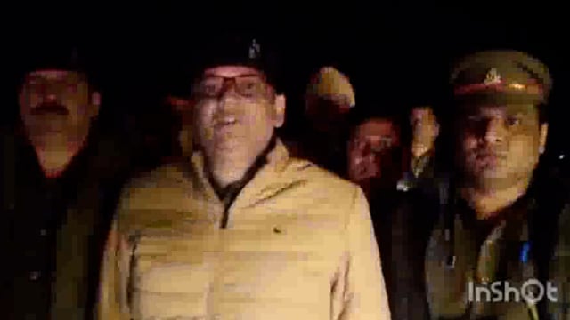 राया यमुना एक्सप्रेसवे अंडरपास के समीप पुलिस मुठभेड़ में घायल ₹25000 का इनामी ट्रैक्टर चोर पकडा तीन ट्रैक्टर किये बरामद