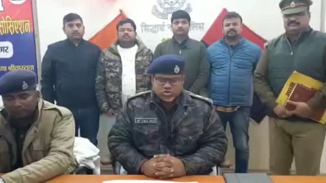 बिना उच्च सुरक्षा नंबर प्लेट वाले वाहनों का होगा चालान एसपी अमित कुमार आनंद ।
