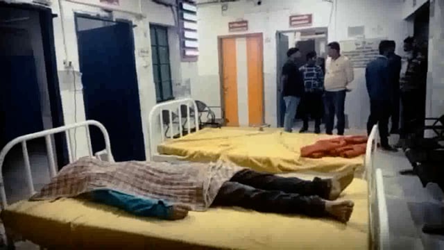 विशंम्भबरचक गांव के समीप बाइक दुर्घटना मैं बाइक सवार एक युवक की हुई मौत दूसरा गंभीर स्थिति में भागलपुर रेफर 