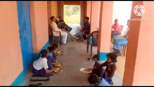 उत्तरी कोझी पंचायत के वार्ड संख्या13में बनरहे आंगनबाड़ी केंद्र का विरोध कर रहे ग्रामीणों की शिकायत पर प्रमुख ने की जांच