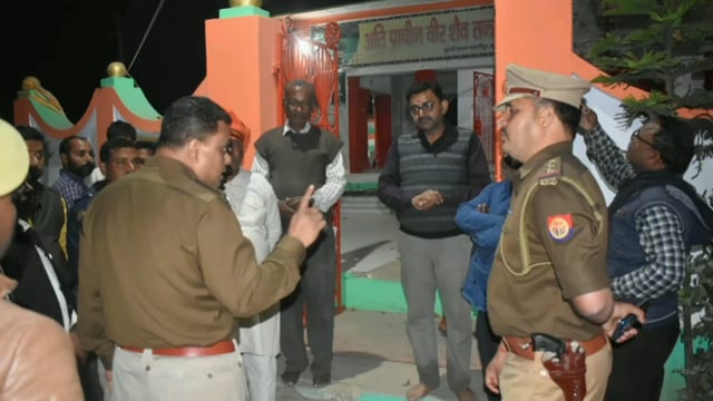 महाशिवरात्रि पर्व को लेकर एसपी सोमेन वर्मा सूरापुर पहुंचे श्री पंचमुखी श्वर महादेव मंदिर की सुरक्षा का लिया जायजा