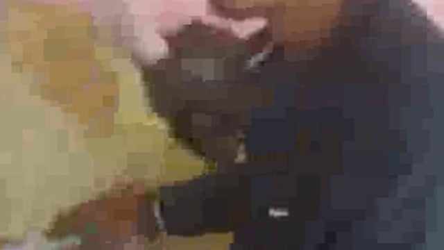 सेमुवाडीह के कोटेदार रामतीरथ शाहनी व उनके बेटे प्रधान प्रतिनिधि गुरुप्रसाद शाहनी का कोटे के राशन की खरीद का वीडियो वायरल