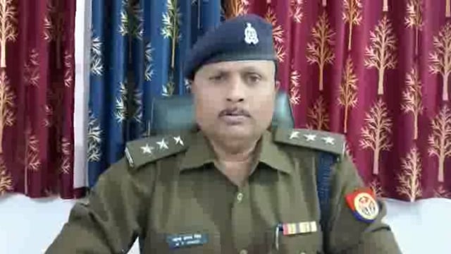 थाना अछल्दा क्षेत्र में हुई लूट का शीघ्र अनावरण करते हुए अभियुक्तों की गिरफ्तारी के सम्बन्ध में क्षेत्राधिकारी बिधूना 