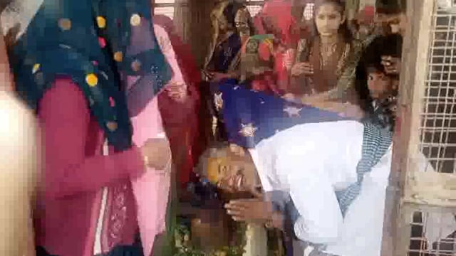 माट के डागोली में स्थित आदि गोपेश्वर महादेव मंदिर मे महाशिवरात्रि पर्वपर भक्तों ने चढ़ाया गंगाजल एसडीएम ने किया भ्रमण