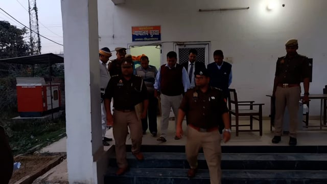 अमित कुमार आनन्द, पुलिस अधीक्षक सिद्धार्थनगर द्वारा जनपद न्यायालय की सुरक्षा व्यवस्था का निरीक्षण किया गया ।