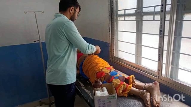 बिल्ली के प्रहार से महिला बची बाल बाल जिसका इलाज सूरजगढ़ा सीएचसी में किया गया