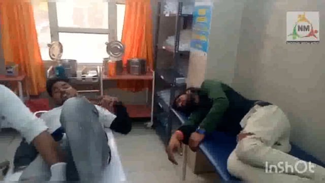 डांगोली पानीगांव संपर्क मार्ग पर अज्ञात वाहन ने दो बाइक सवारों को मारी टक्कर दोनों बाइक सवार व्यक्ति गंभीर रूप से घायल।