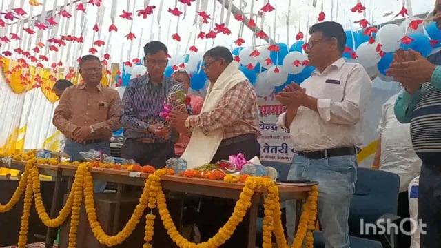 सूरजगढ़ा-सेवानिवृत्त चिकित्सा पदाधिकारी को सम्मान पूर्वक दी गई विदाई