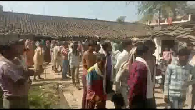 अमलोर गांव में अज्ञात कारणों के चलते मानसिक रूप से कमजोर 17 वर्षीय किशोरी ने फांसी लगाकर दी जान,पुलिस ने शव को भेजा PM 