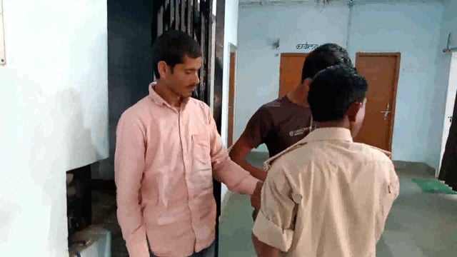 सूरजगढ़ा पुलिस के द्वारा मानिकपुर थाना क्षेत्र के दो शराब कारोबारी को गिरफ्तार कर भेजा गया जेल