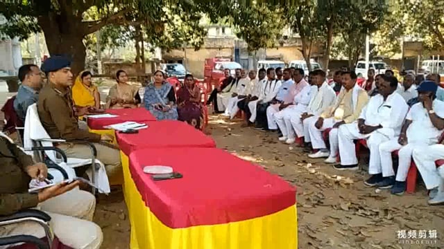 सिरदला थाना परिसर में होली व शबे बरात को लेकर शांति समिति की बैठक आयोजित की गई