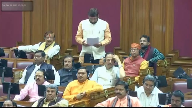 यूपी सदन में मांट विधायक राजेश चौधरी ने रखी सुरीर टेंटीगांव के मध्य यमुनाएक्सप्रेसवे पर कट की मांग 