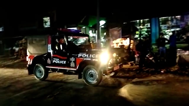 आगामी त्यौहार के दृष्टिगत बाघराय पुलिस द्वारा बाजार में गस्त कर अनाउंस किया कि शांतिपूर्ण ढंग से मनाए अपना अपना त्यौहार।