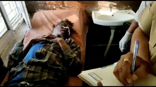 सिकहुला में असंतुलित होकर ट्रैक्टर-ट्रॉली पलटी,डॉयल 112 के पुलिस कर्मियों ने घायलों को अस्पताल में भर्ती कराया