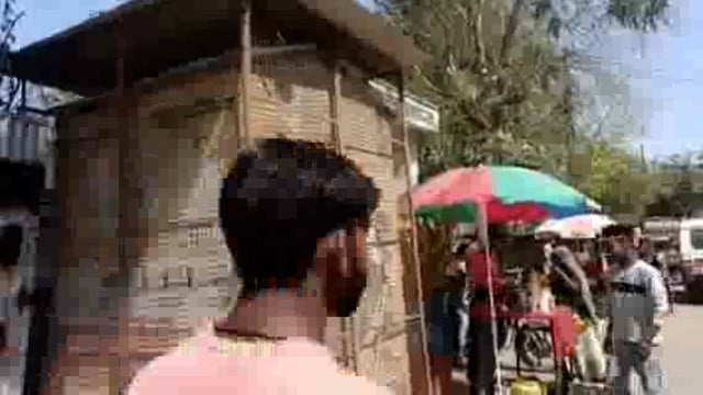 शहर के वाटर एटीएम में पानी की जगह भरा कूड़ा करकट, 
नगर पालिका ईओ की लापरवाही चलते वाटर एटीएम बदहाल