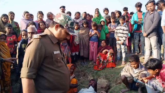 सूरजगढ़-कजरा थाना क्षेत्र के आजाद नगर 45 वर्षीय उरैन निवासी की हत्या पत्थर से कुच कुच कर कर दी गई