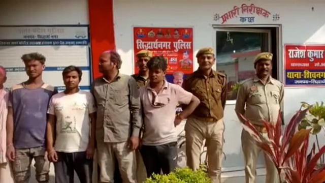 होली पर्व को लेकर थाना शिवनगर डीडई पुलिस द्वारा थाना क्षेत्र में शांति व्यवस्था बनाए रखने के लिए 7 व्यक्तियों को किया गि