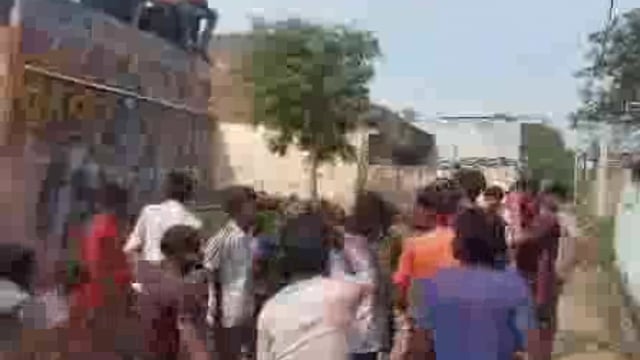 मेरठ बहसूमा थाना सैफपुर फिरोजपुर में रंगों का पर्व होली को धूमधाम से मनाया 