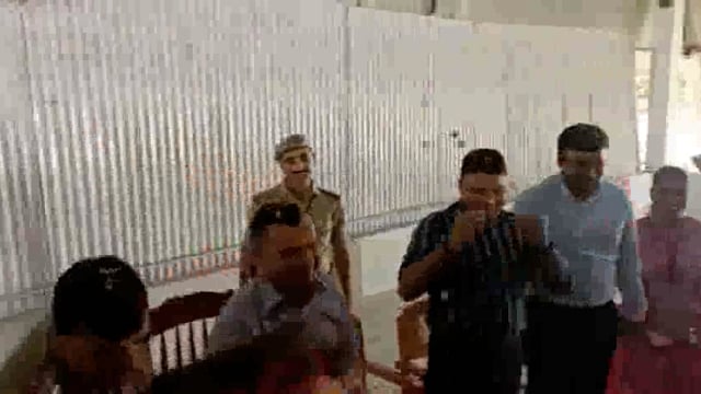पुलिस अधीक्षक सतपाल अंतिल ने होली मिलन समारोह का किया आयोजन, रंग गुलाल लगाकर मिले गले, होली पर्व की बधाईयाँ व शुभकामनाएं