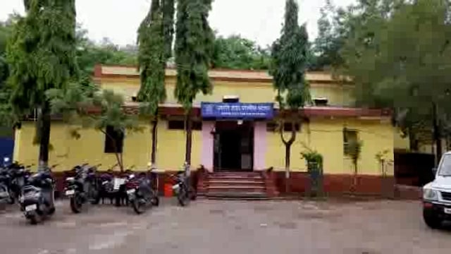 गवंडी गल्ली येथे एकावर धारदार कटरने प्राणघातक हल्ला,पोलिसांत गुन्हा दाखल