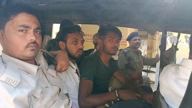 सूरजगढ़ा-मानिकपुर पुलिस के द्वारा तीन शराबी को शराब के नशे में हंगामा कर रहे थे तीनों युवकों को भेजा गया जेल