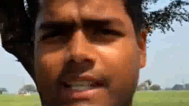 गिधौरा निवासी युवक ने वीडियो सोशल मीडिया पर वायरल कर एक युवक पर कुत्ते को मारने का लगया आरोप जिम्मेदारो से कार्यवाई की म