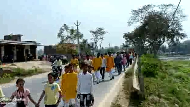 बिहार ब्लॉक के कर्माजीत पट्टी में हुई भब्य कलश यात्रा बिहार बाजार से कर्माजीत पट्टी  तक लगा रहा लम्बा ताता,