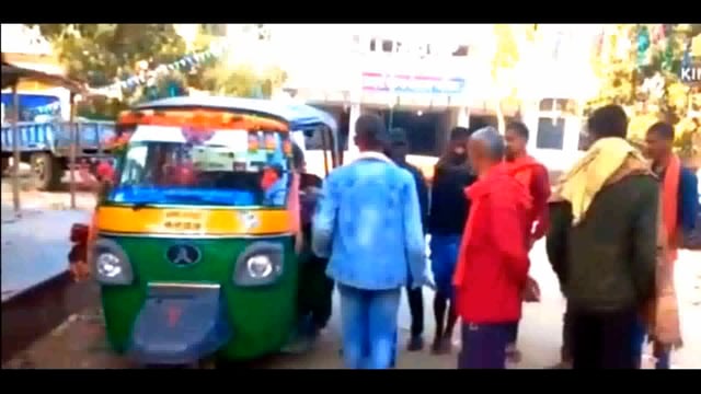 *बांका में बालू उतारकर लौटते वक्त ट्रैक्टर अनियंत्रित होकर पलटा, चालक की हुई दर्दनाक मौत।*