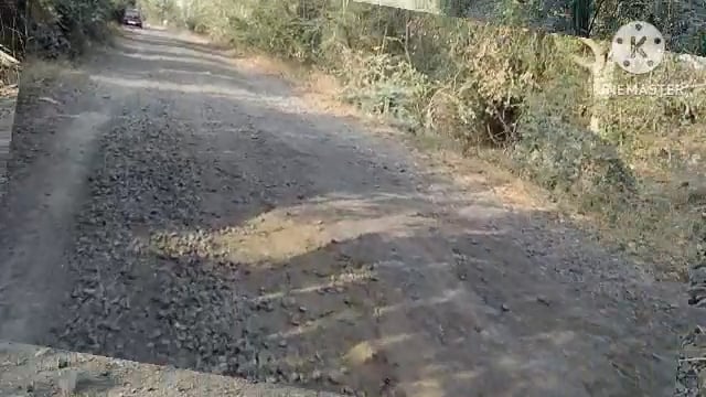 हिवर्खेड से चिचरी रास्ता बना गांव वासियों वा खेत मजदूरों के लिए सरदर्द