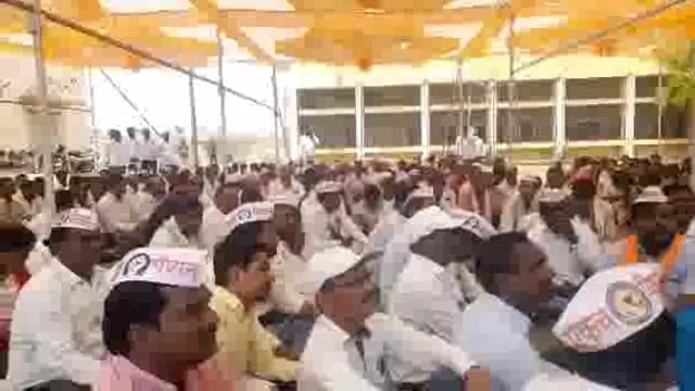 जुन्या पेन्शन योजनेसाठी कर्मचाऱ्यांचा एल्गार,तहसील कार्यालयावर धडकला मोर्चा