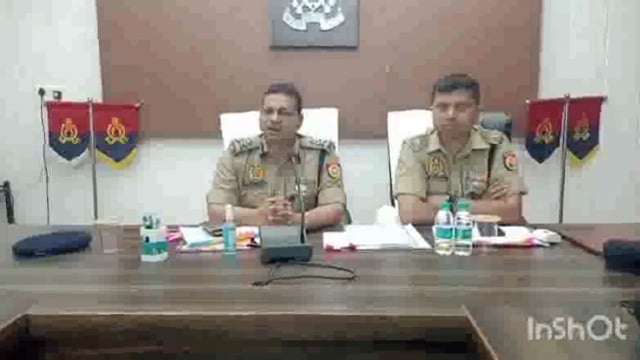 मथुरा पहुंचे नवनियुक्त आईजी जोन आगरा दीपक कुमार ने पुलिसकर्मियों व व्यापारियों के साथ की बैठक